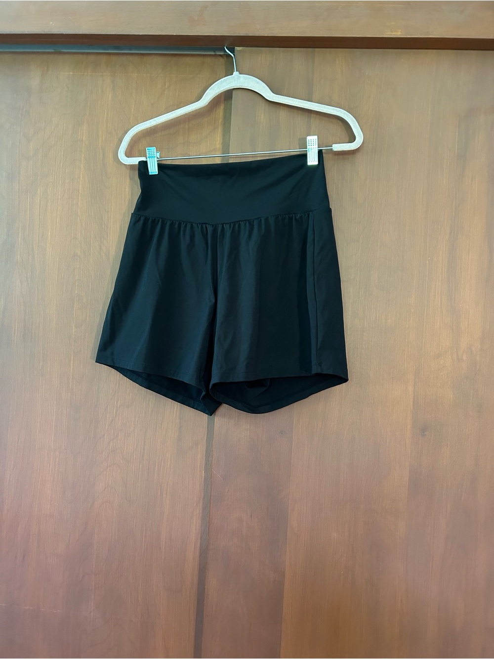 HALARA Black Shorts - Picture 5 of 5